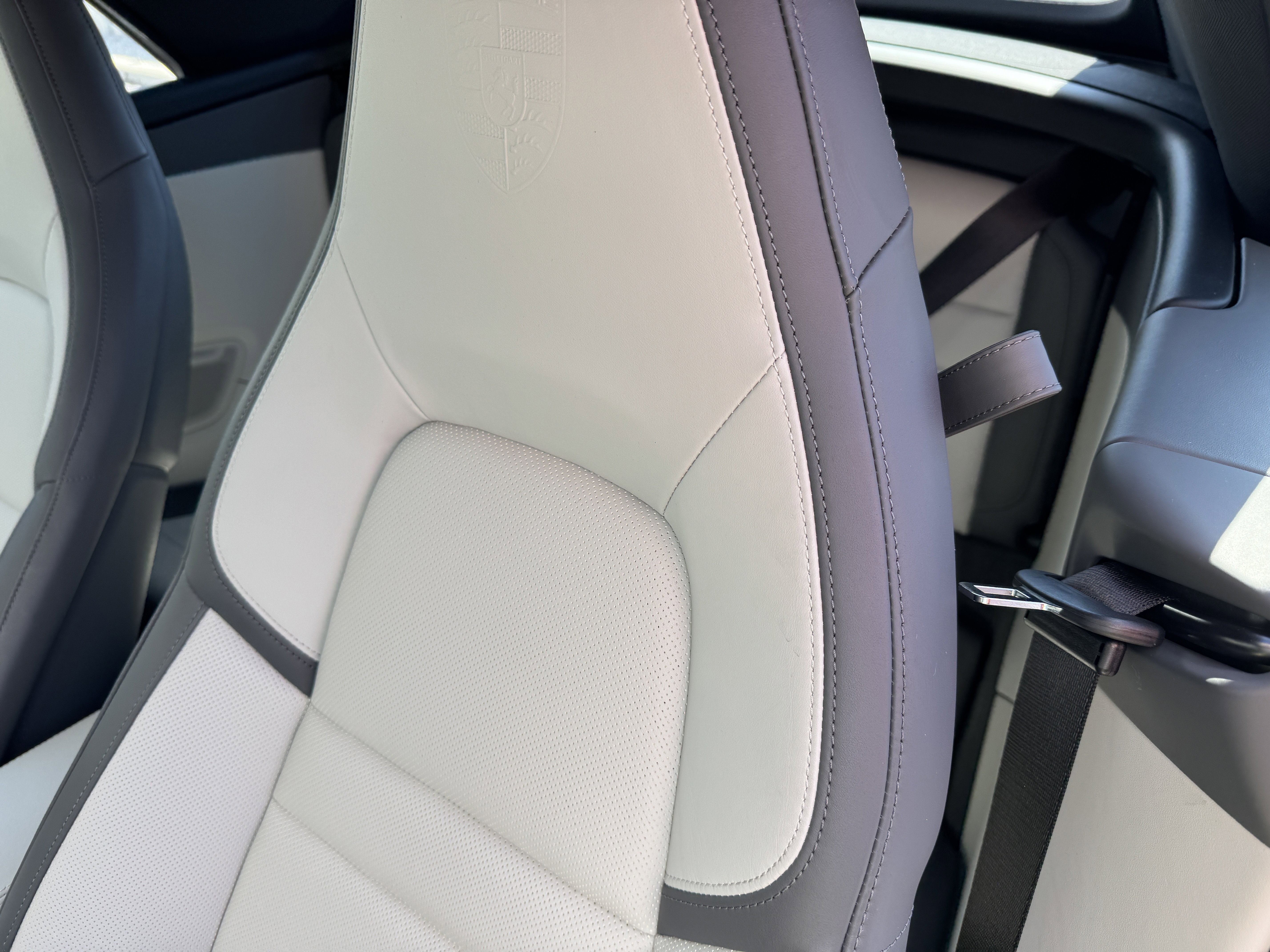 Certified 2025 Porsche 911 Carrera image 5