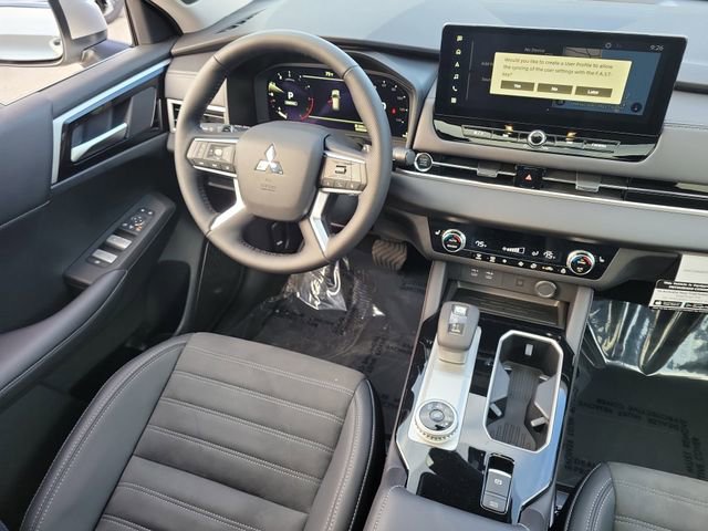 New 2026 Mitsubishi Outlander SE image 16
