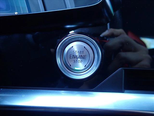 Used 2021 Chevrolet Corvette Stingray Premium Cpe w/ Z51 Performance Package image 21