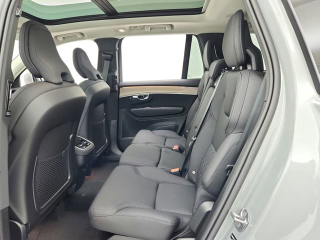 New 2026 Volvo XC90 B6 Plus w/ Protection Package Premier image 35