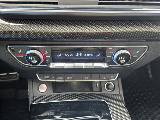 Used 2022 Audi SQ5 Premium Plus w/ Premium Plus Package image 31