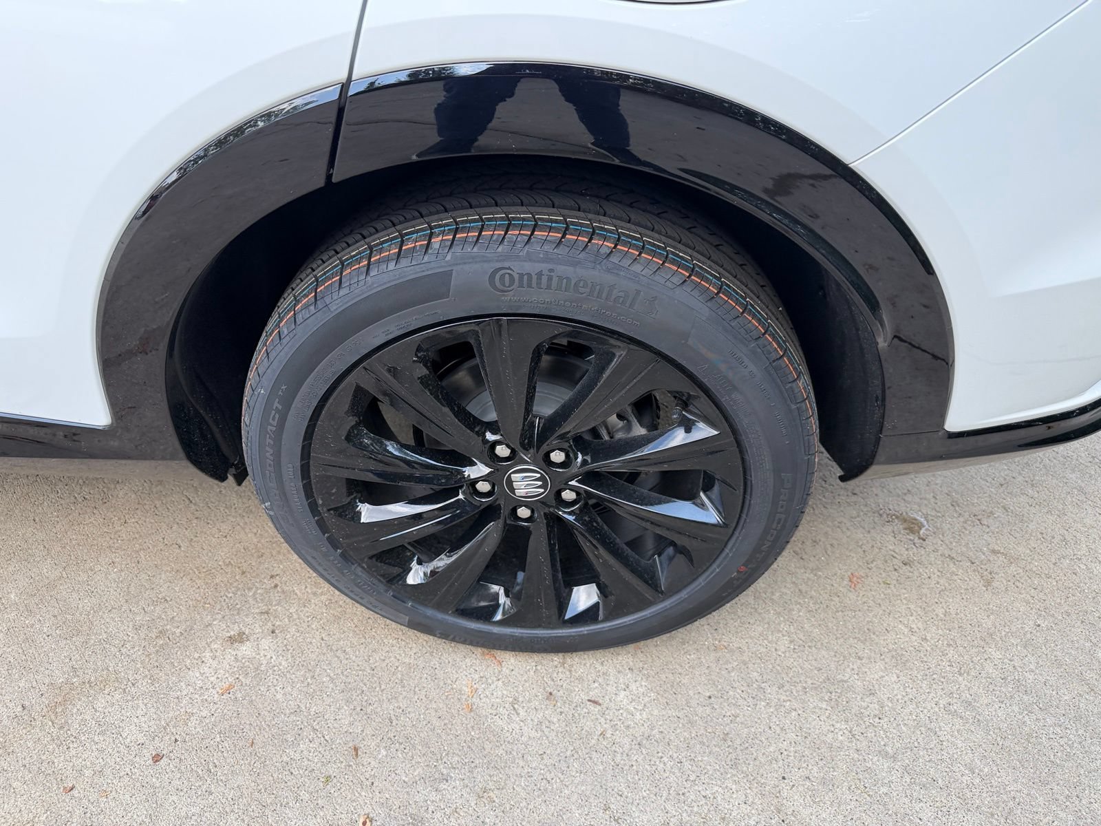 New 2026 Buick Envista Sport Touring w/ Convenience I Package FWD image 36