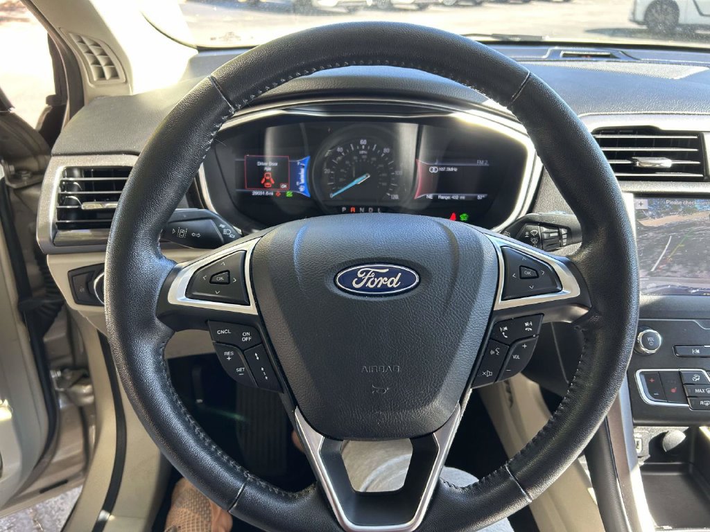 Used 2019 Ford Fusion SEL FWD image 19