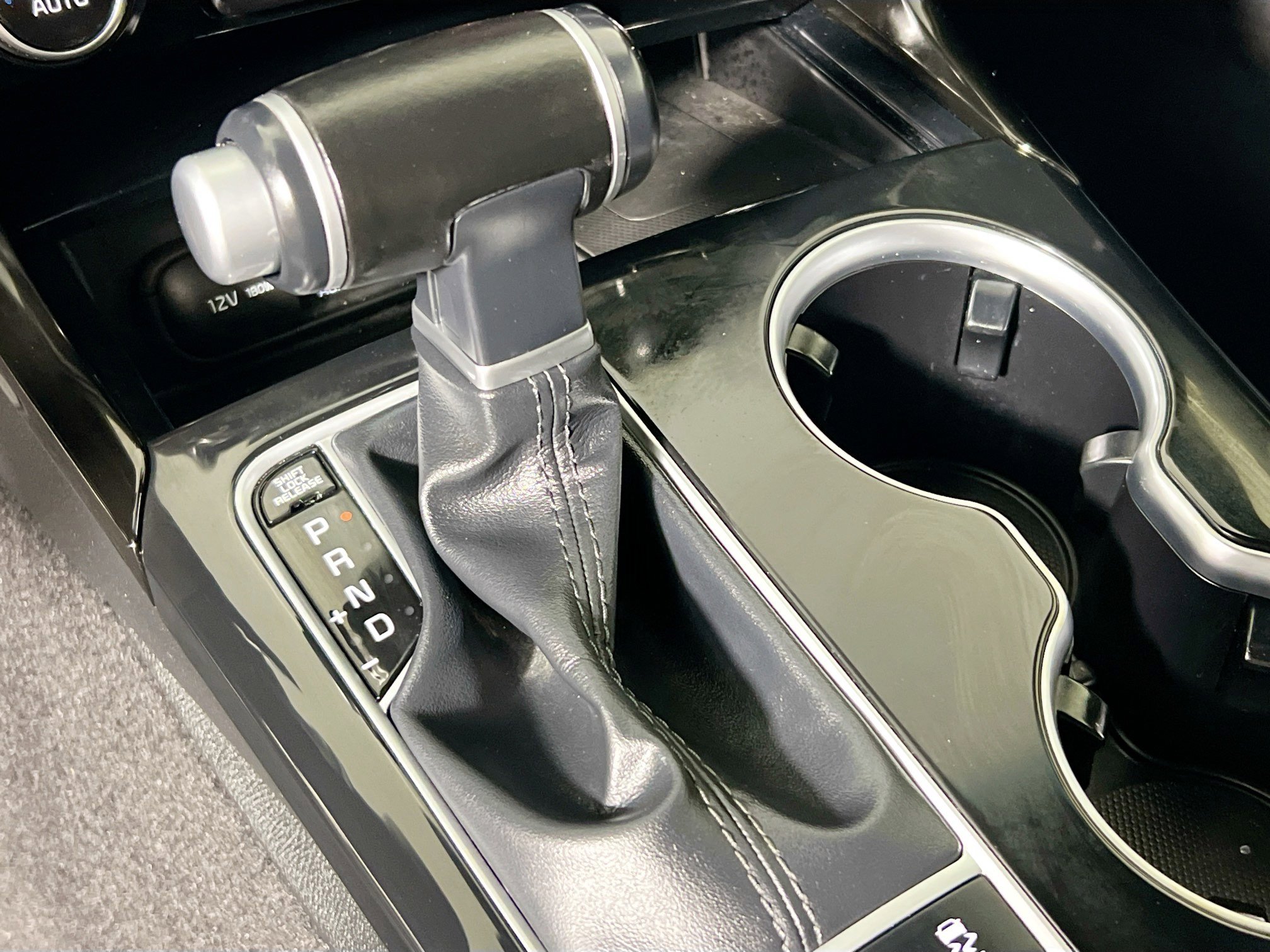 Used 2020 Kia Stinger GT-Line image 25