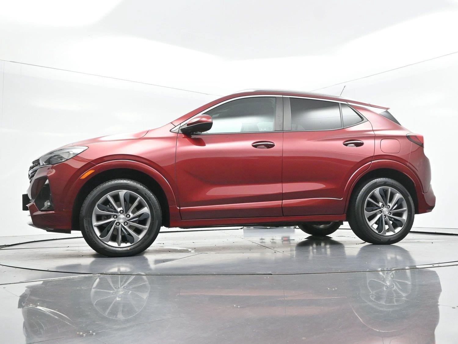 Used 2022 Buick Encore GX Select w/ Sport Touring Package AWD/4WD image 42