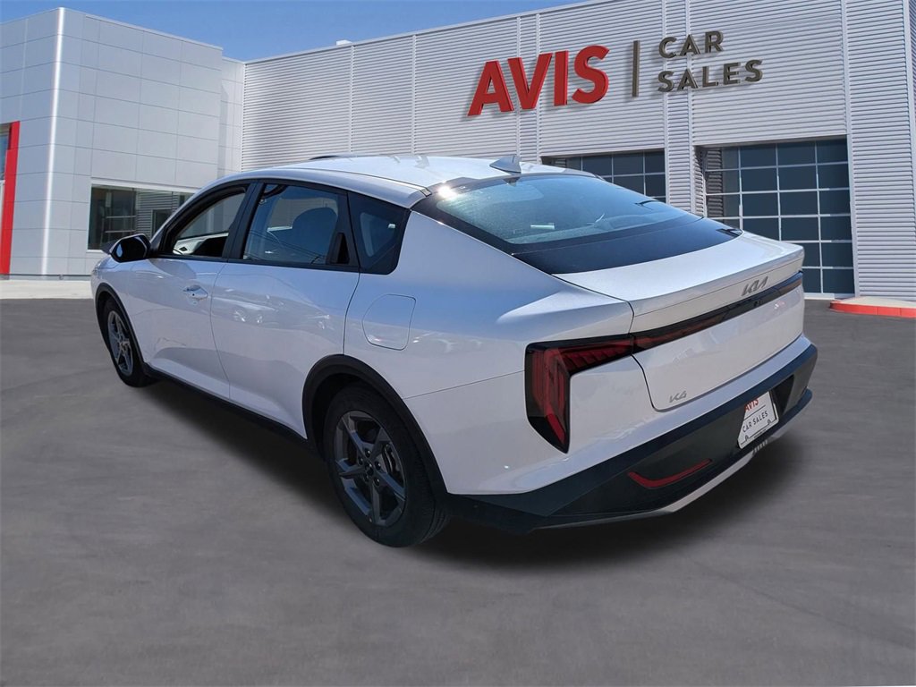 Used 2025 Kia K4 LXS image 9