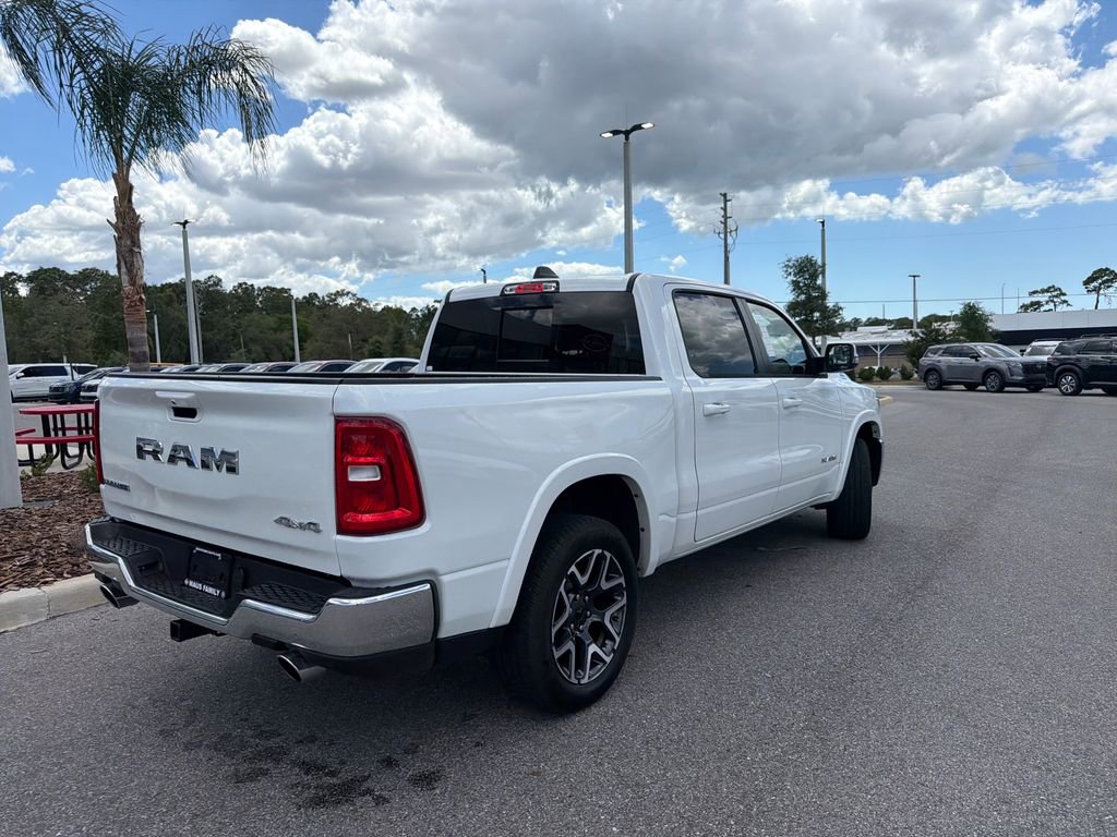 Used 2026 RAM 1500 Laramie AWD/4WD image 7