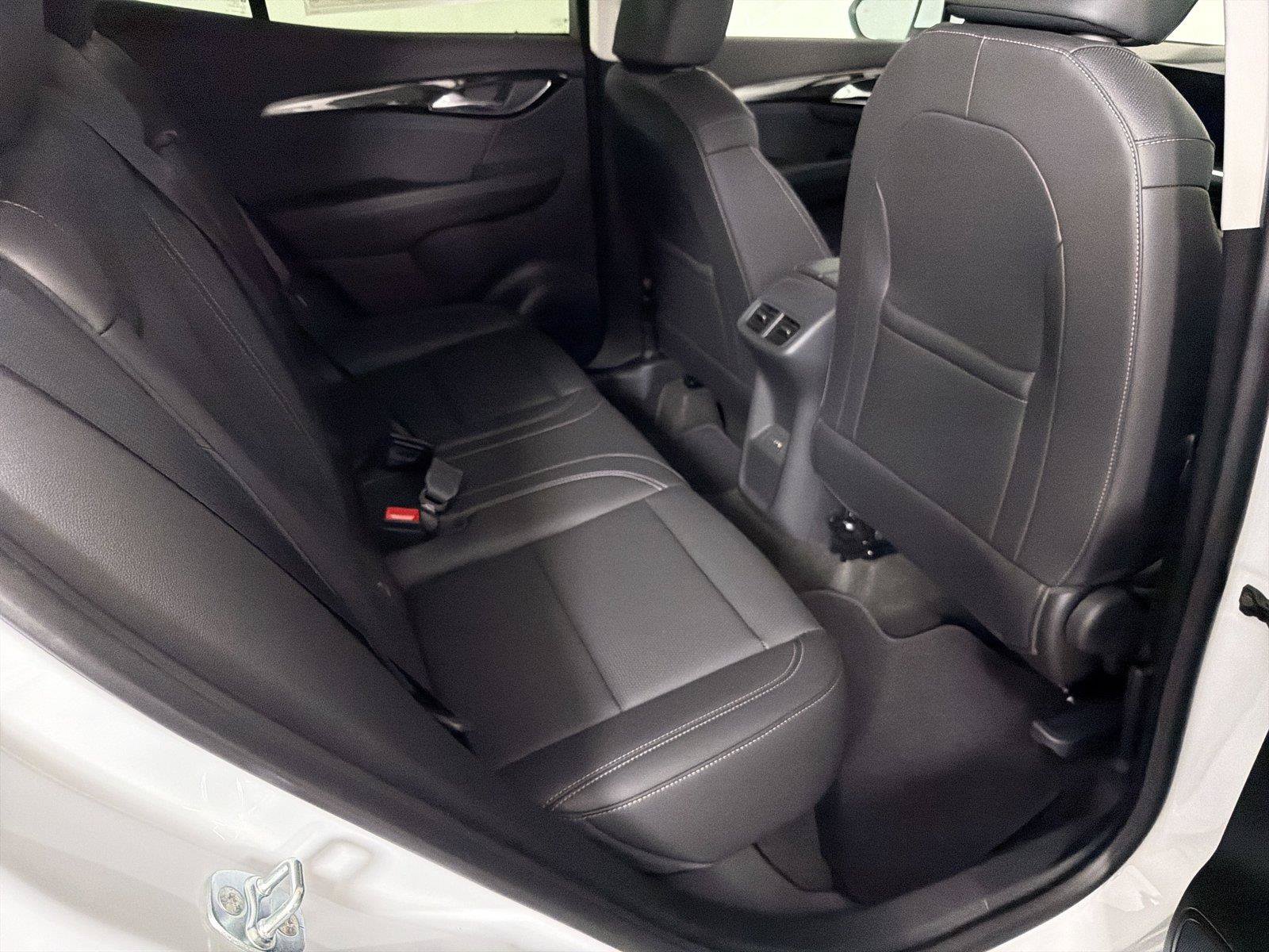 New 2026 Buick Envision Preferred AWD/4WD image 13