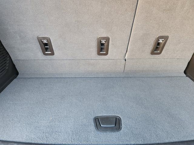 Used 2023 Chevrolet Tahoe Z71 w/ Luxury Package image 35