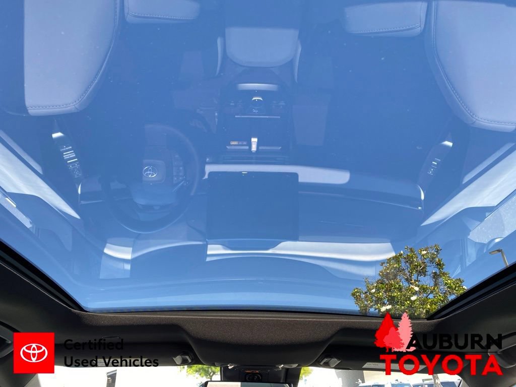 Used 2026 Toyota bZ AWD/4WD image 31