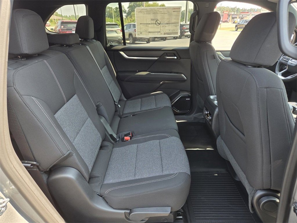New 2026 GMC Acadia Elevation image 17
