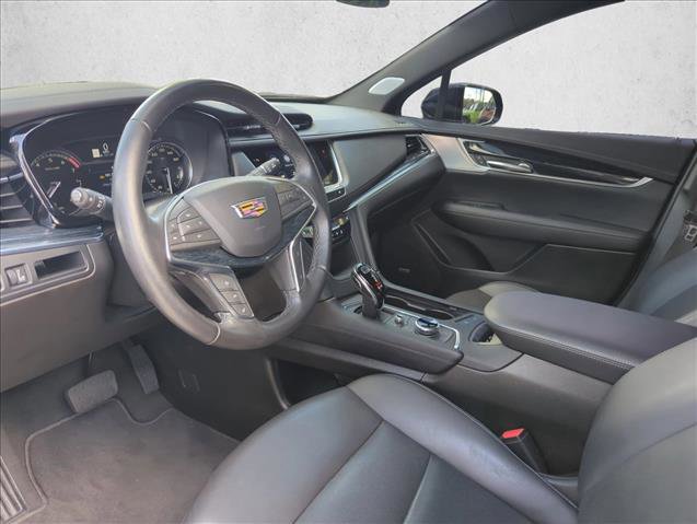 Used 2024 Cadillac XT5 Premium Luxury FWD image 8