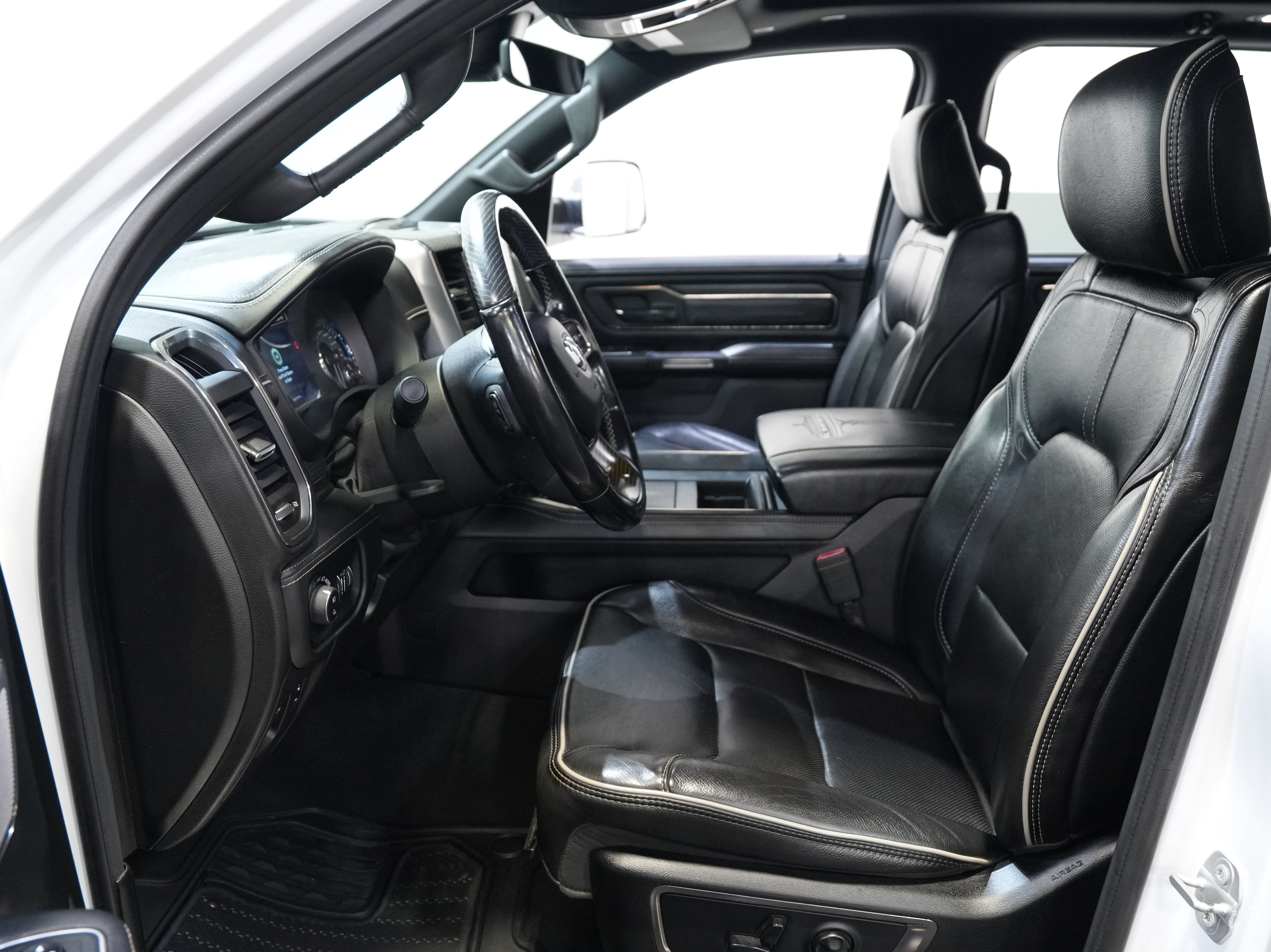 Used 2019 RAM 1500 Limited AWD/4WD image 33