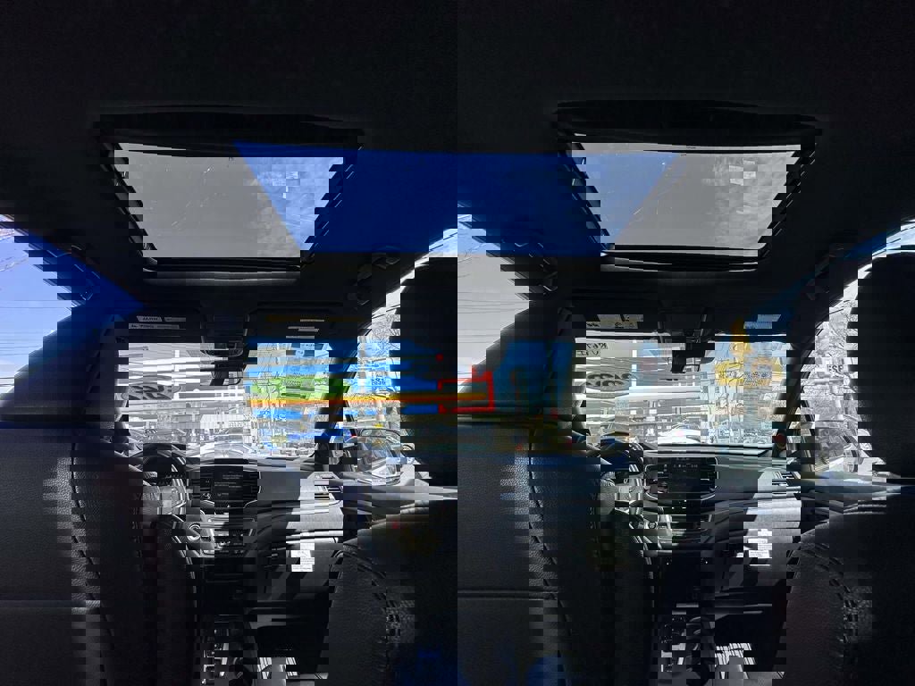 Used 2022 Honda Pilot TrailSport image 16