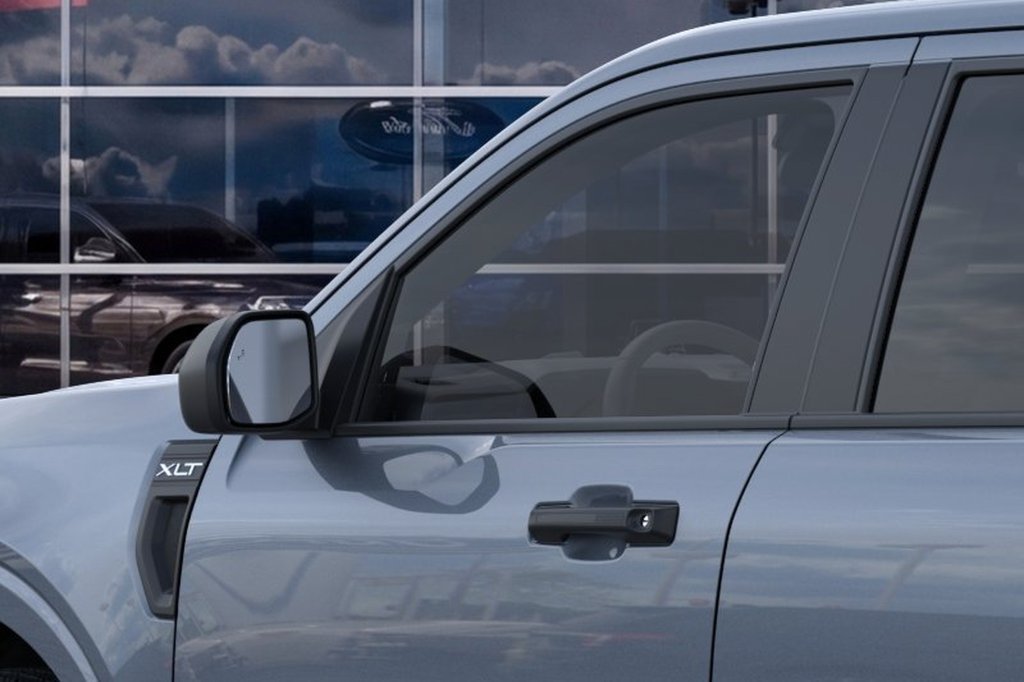 New 2026 Ford Maverick XLT FWD image 25