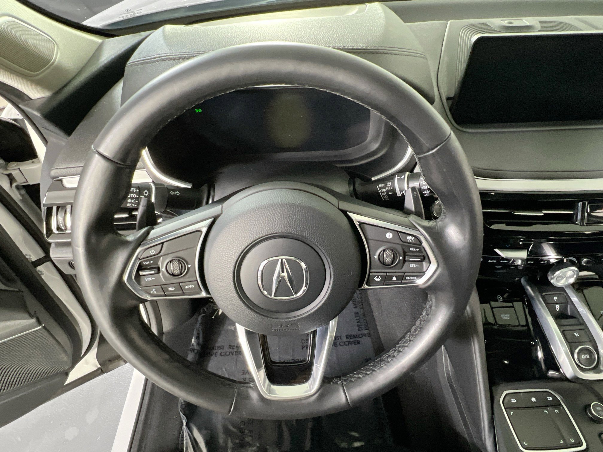 Used 2023 Acura MDX SH-AWD image 11