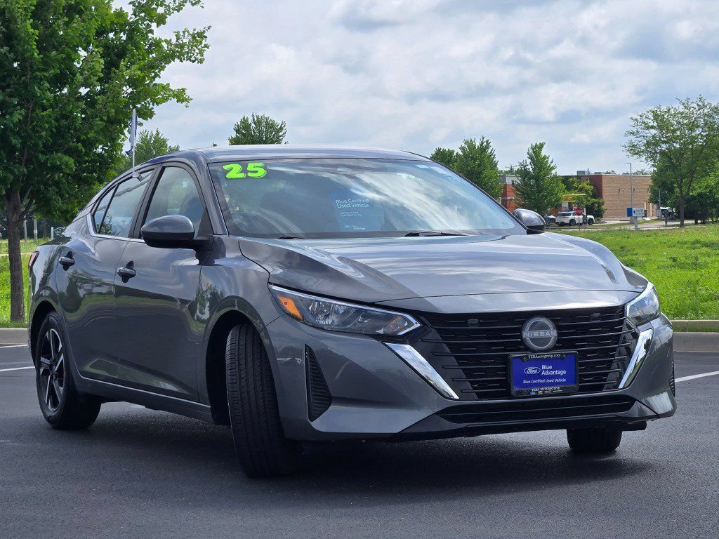 Used 2024 Nissan Sentra SV FWD image 4