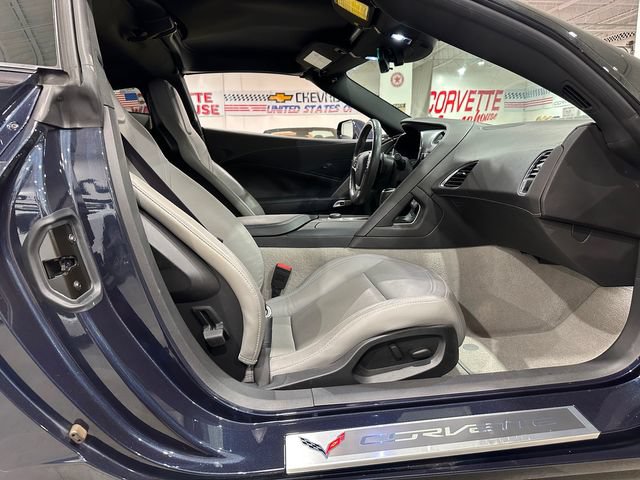 Used 2015 Chevrolet Corvette Stingray Coupe RWD image 10
