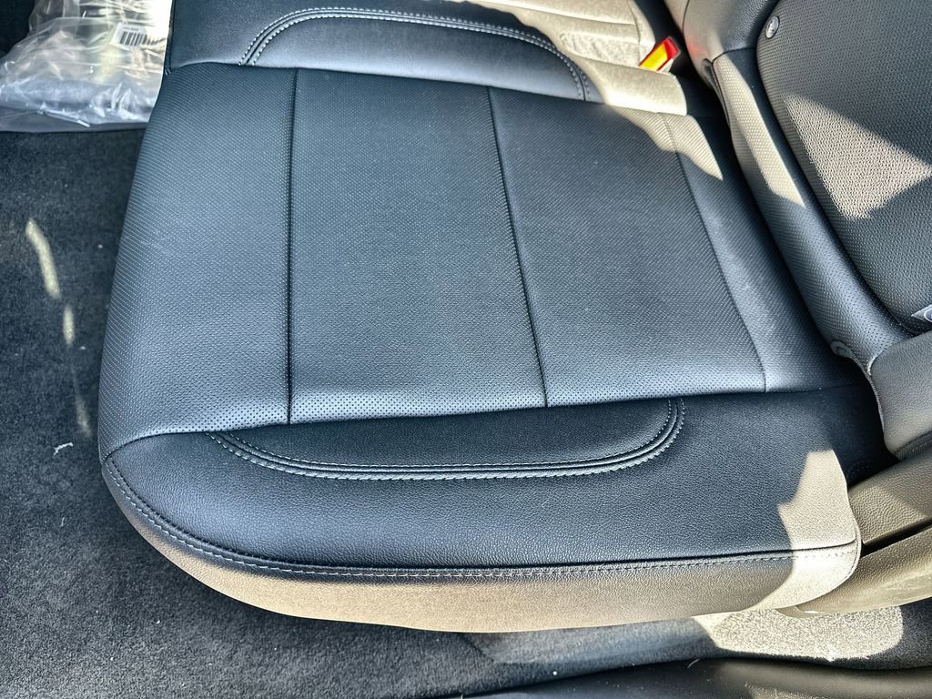 New 2026 GMC Sierra 1500 Elevation image 17