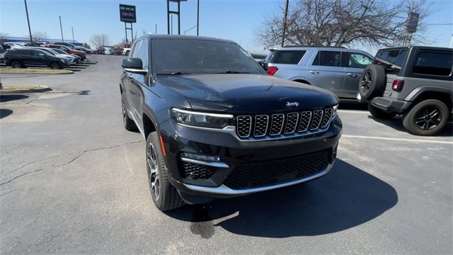 Used 2022 Jeep Grand Cherokee Summit image 4