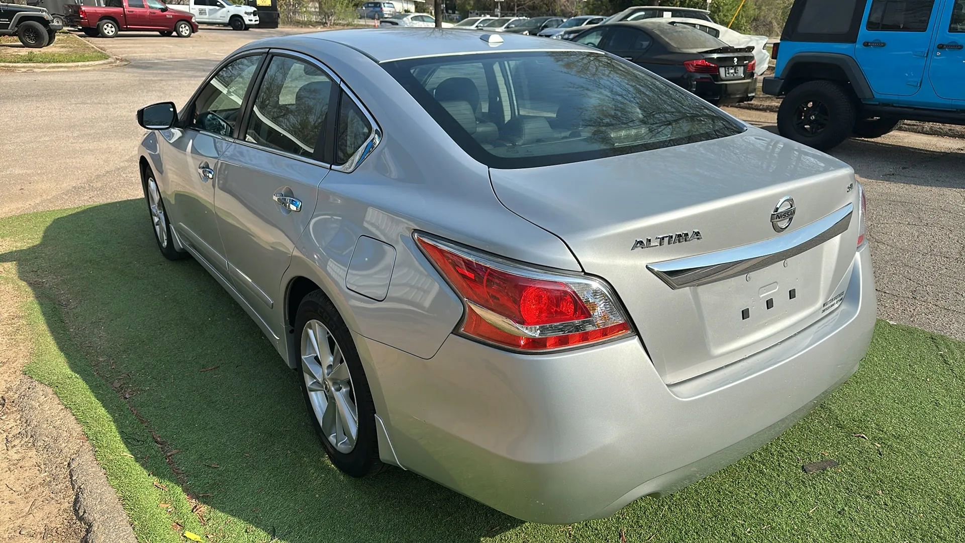 Used 2015 Nissan Altima 2.5 SL w/ Technology Package image 6