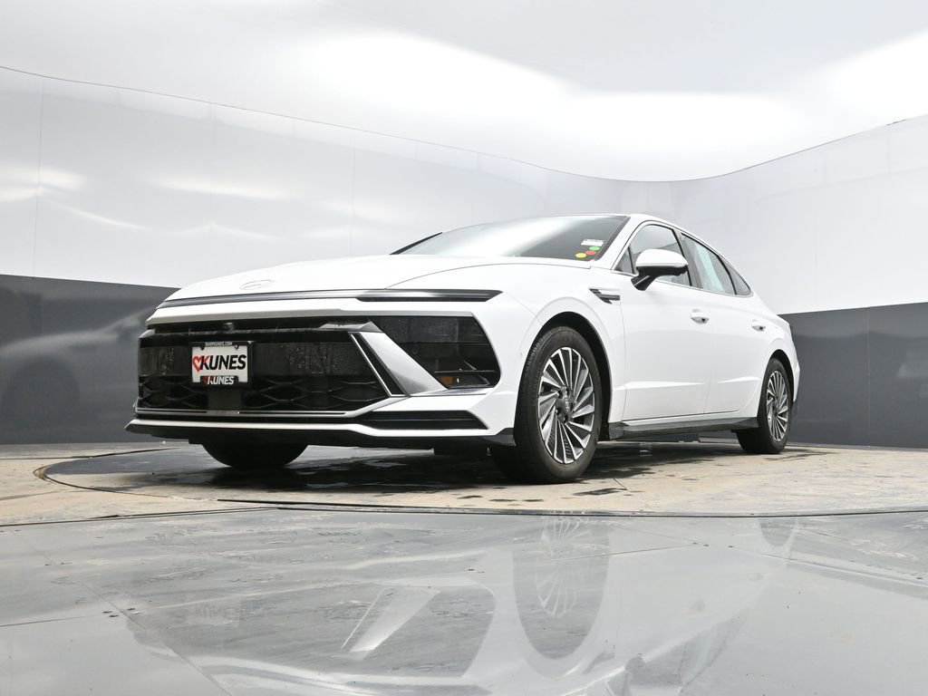 Used 2024 Hyundai Sonata Limited image 33