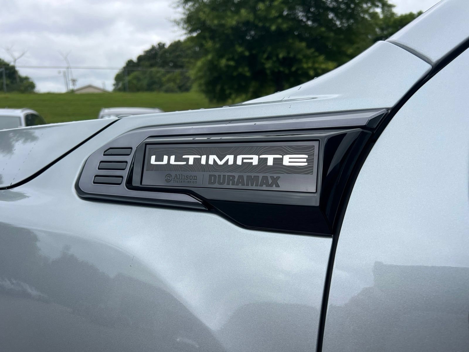 Used 2024 GMC Sierra 2500 Denali Ultimate AWD/4WD image 11