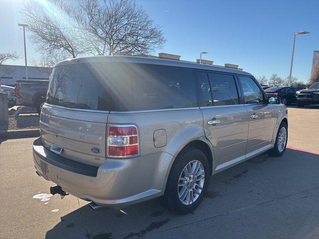 Used 2018 Ford Flex SEL image 5