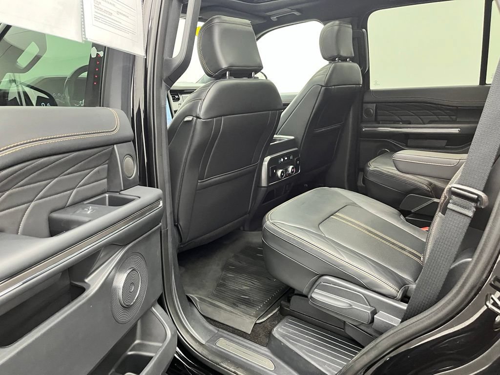 Used 2022 Ford Expedition Platinum AWD/4WD image 40
