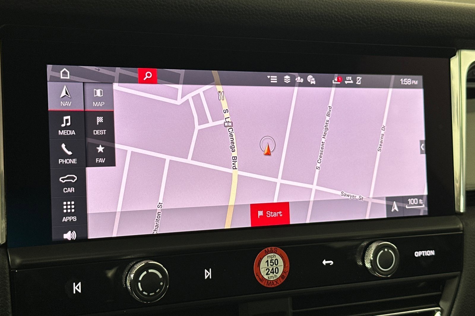 Used 2025 Porsche Macan w/ Premium Package Plus image 18