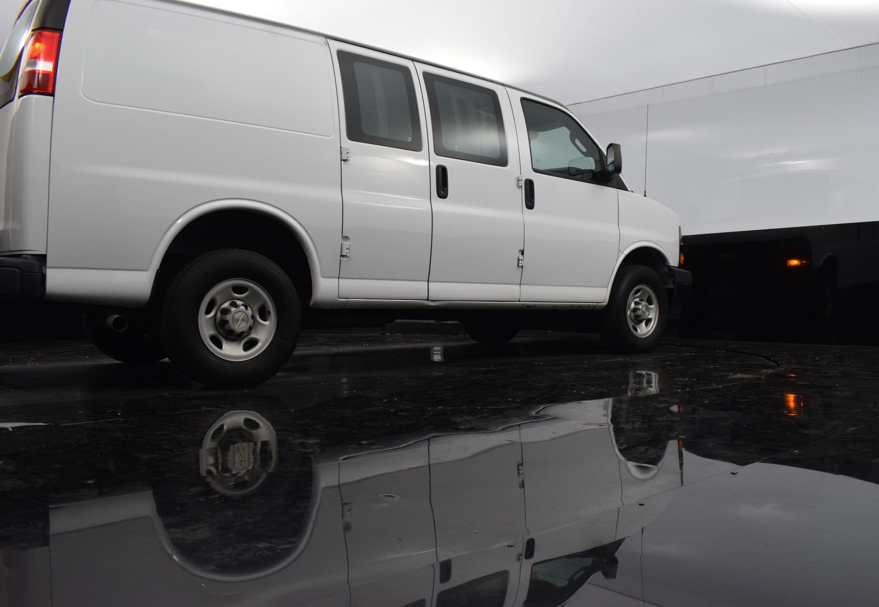 Used 2022 Chevrolet Express 2500 w/ Driver Convenience Package image 22