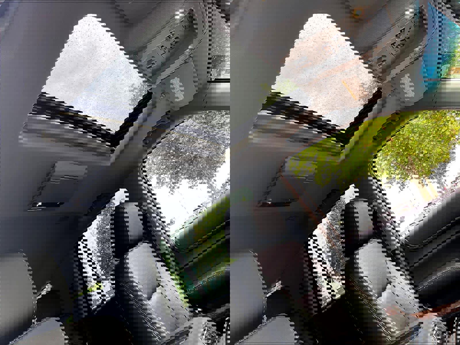 Used 2018 Chevrolet Tahoe Premier image 22