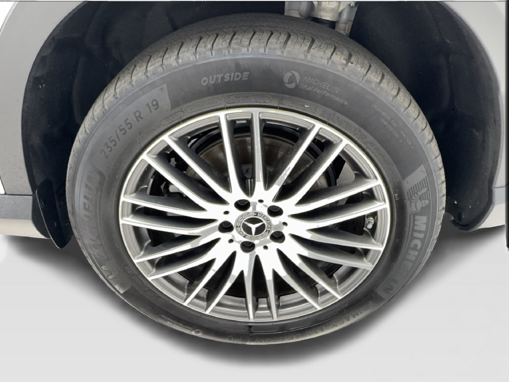 Used 2025 Mercedes-Benz GLC 300 image 14