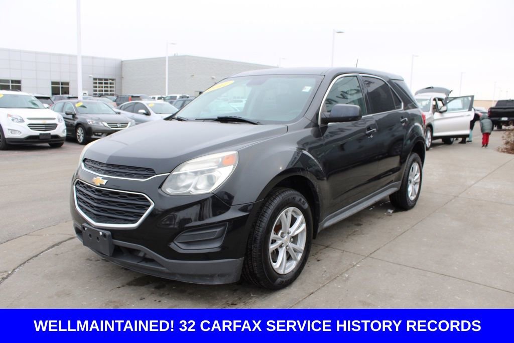 Used 2017 Chevrolet Equinox LS image 3