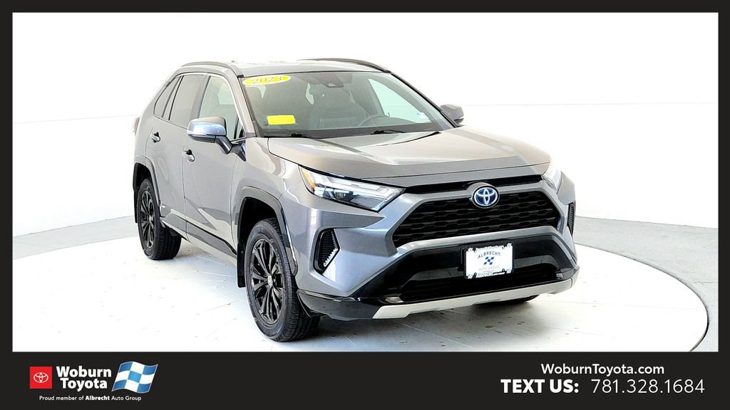 Used 2023 Toyota RAV4 SE AWD/4WD image 1