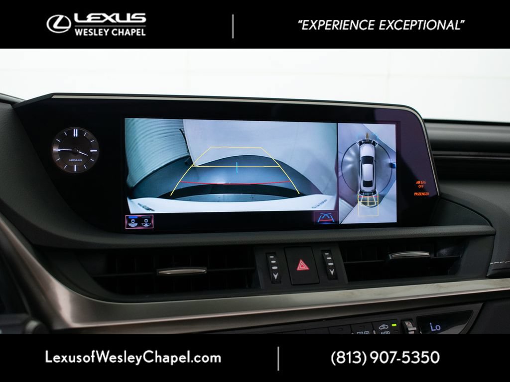 Used 2021 Lexus ES 300h Ultra Luxury w/ Accessory Package 2 FWD image 26