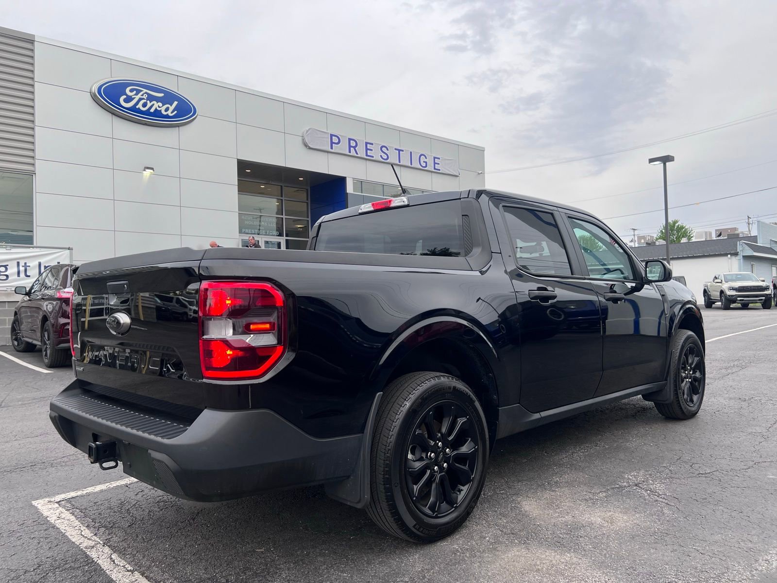 Used 2024 Ford Maverick XLT w/ XLT Luxury Package FWD image 9