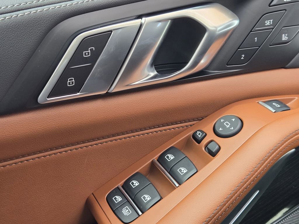 New 2026 BMW X7 M60i image 25