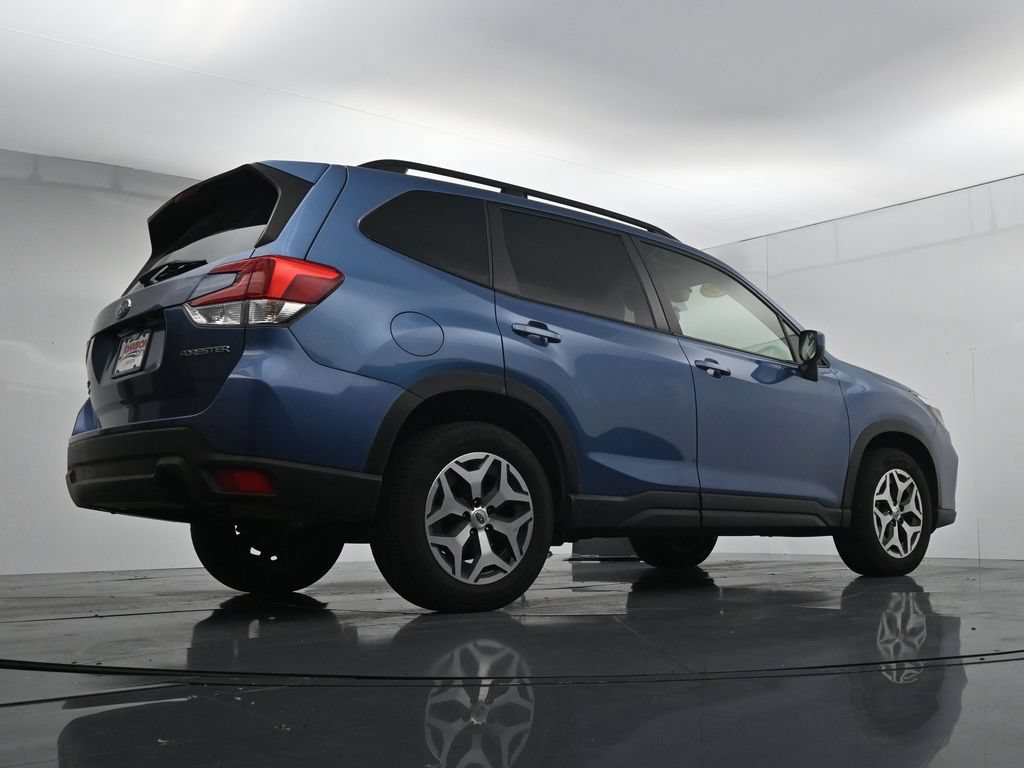 Used 2021 Subaru Forester Premium AWD/4WD image 37