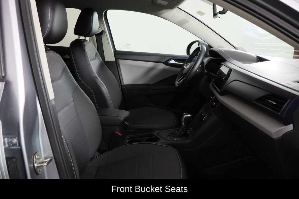 Used 2022 Volkswagen Taos SE image 11