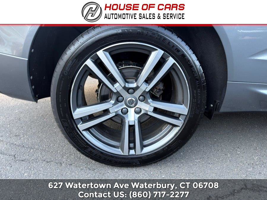 Used 2018 Volvo XC60 T5 Momentum w/ Vision Package image 53