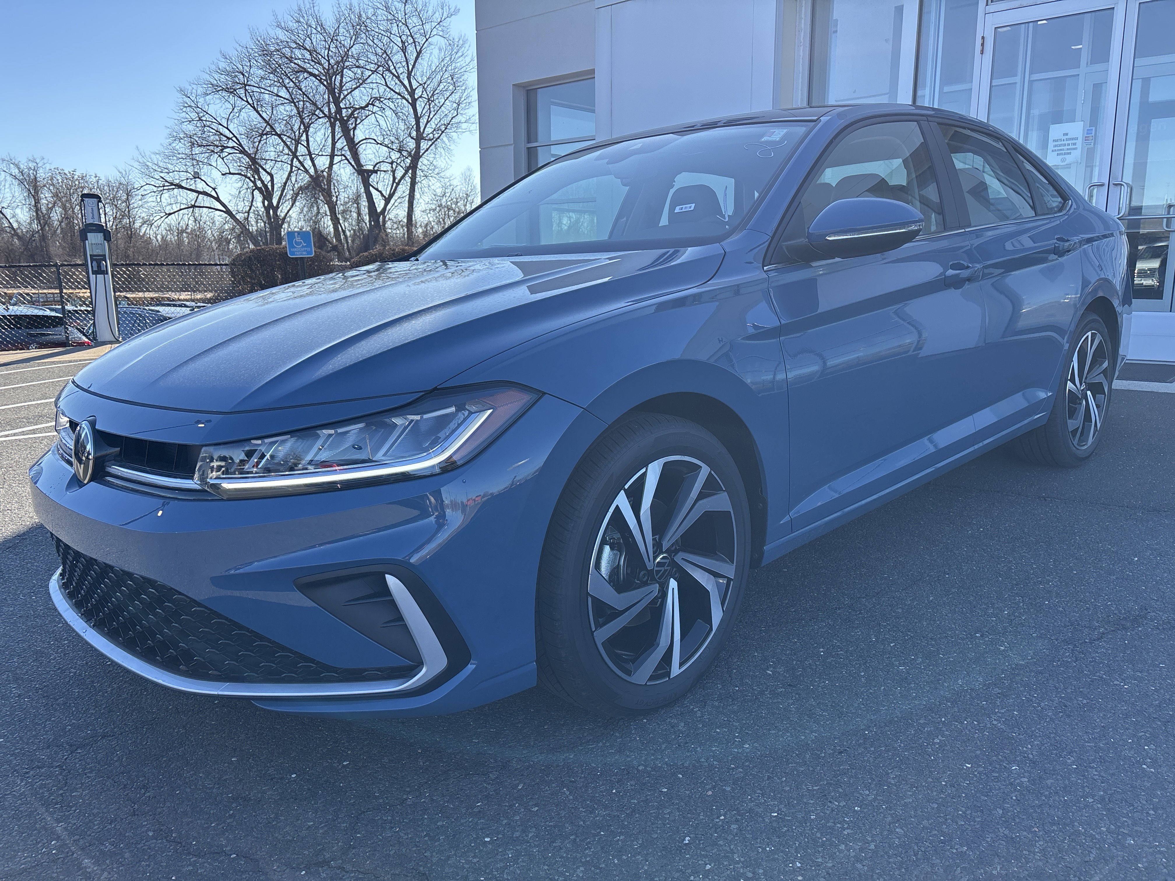 New 2026 Volkswagen Jetta SEL image 2