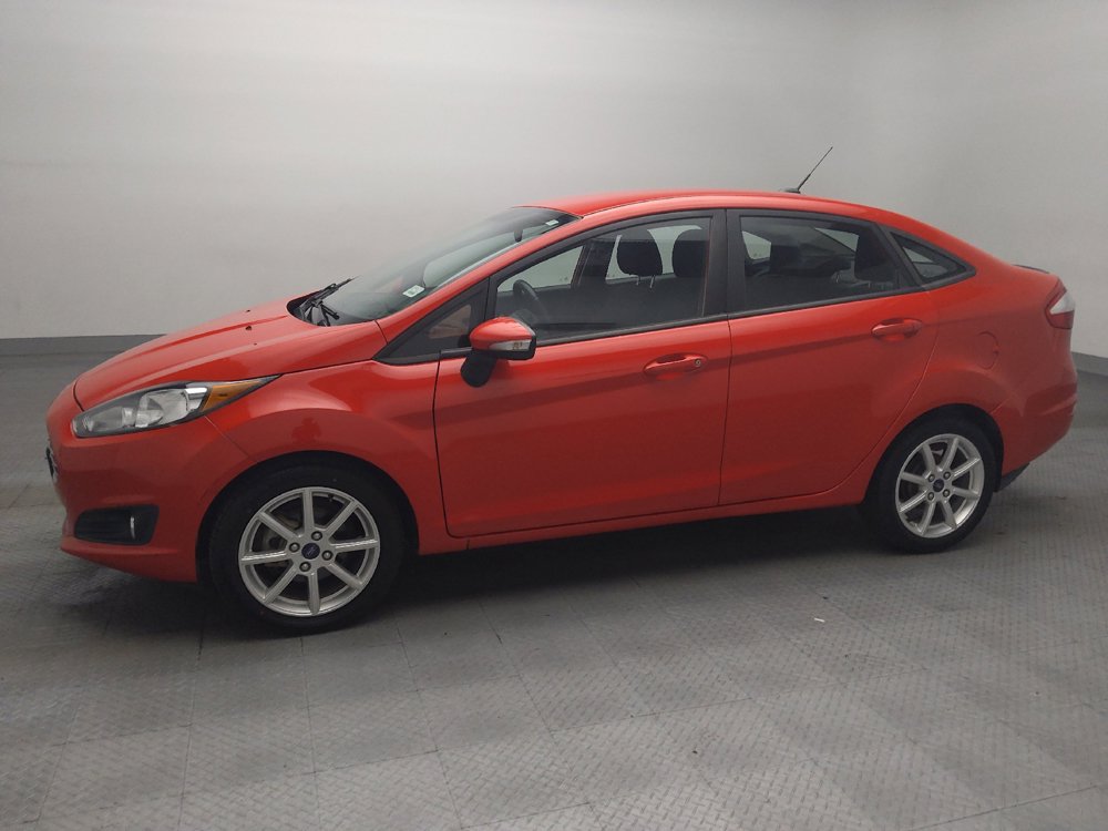Used 2015 Ford Fiesta SE w/ Equipment Group 201A FWD image 2