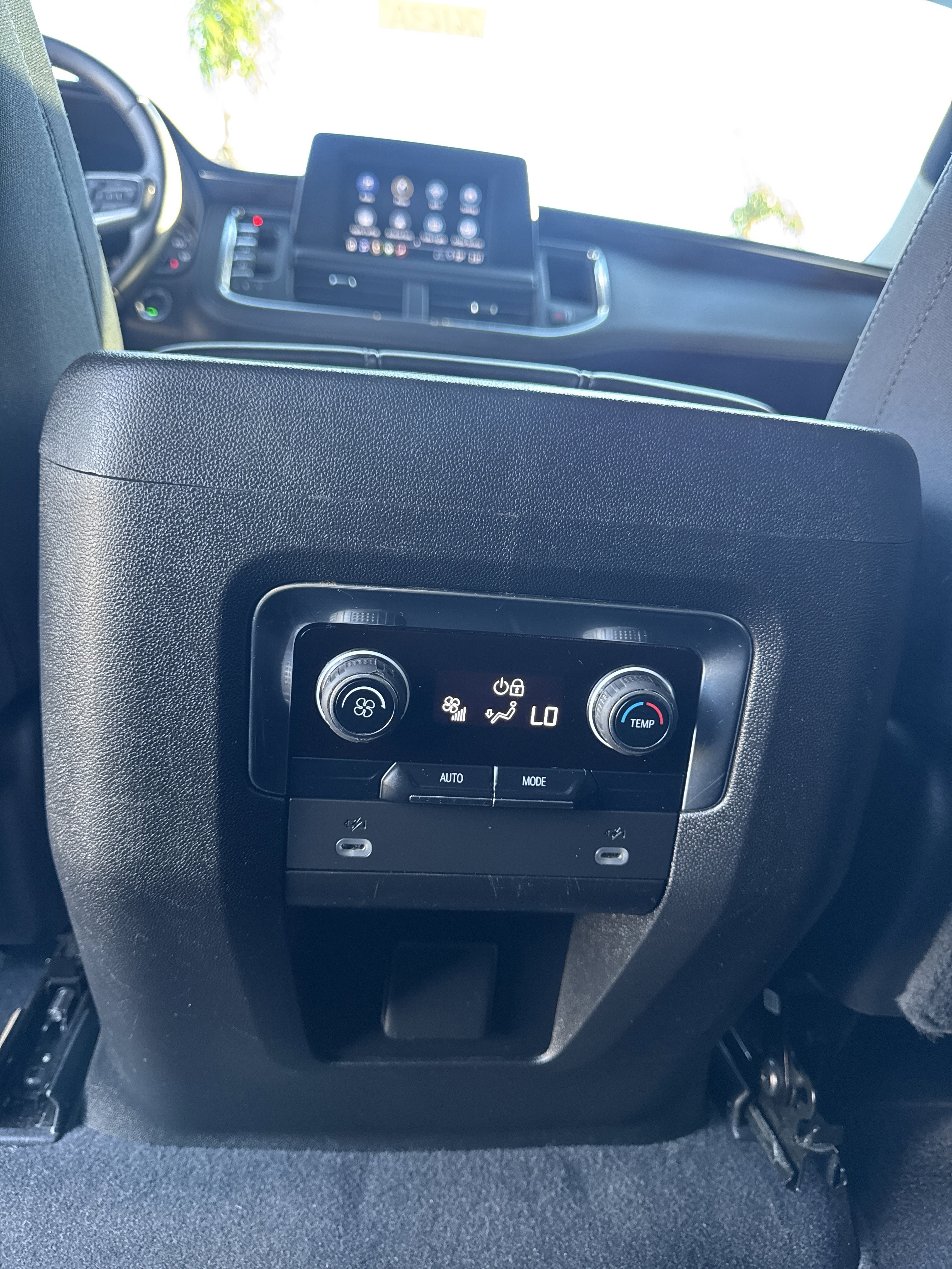 Used 2023 Chevrolet Suburban LS image 21