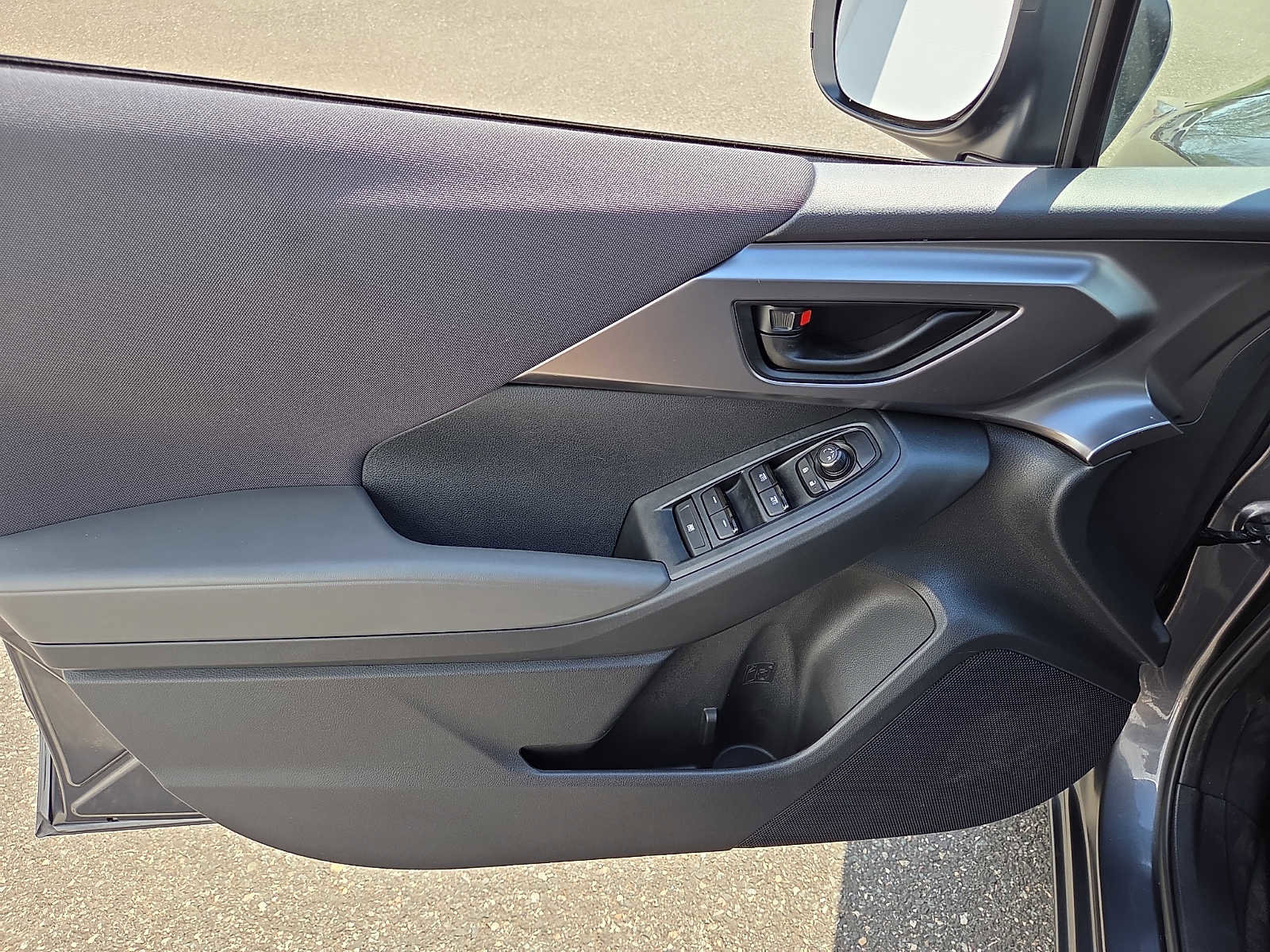 Certified 2025 Subaru Impreza 2.0i image 13