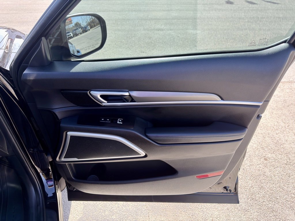 Used 2021 Kia Telluride S image 32