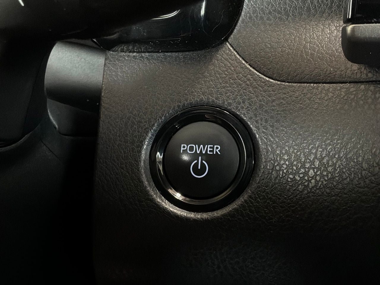 Used 2025 Toyota Camry LE FWD image 29