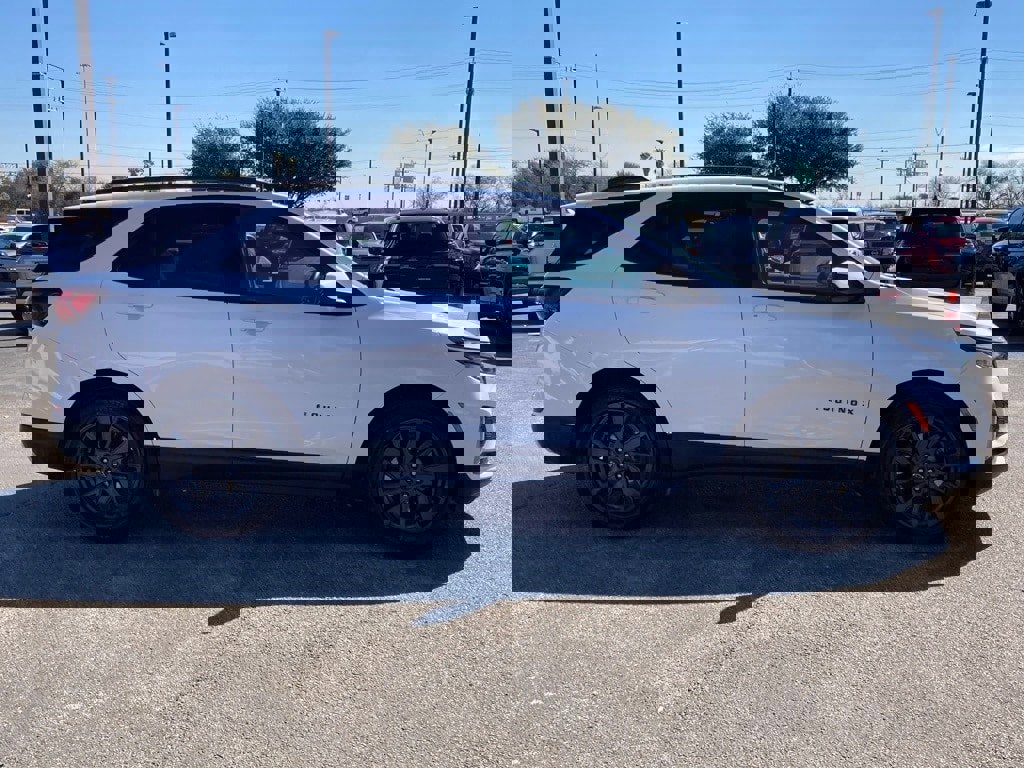 Used 2024 Chevrolet Equinox RS image 4