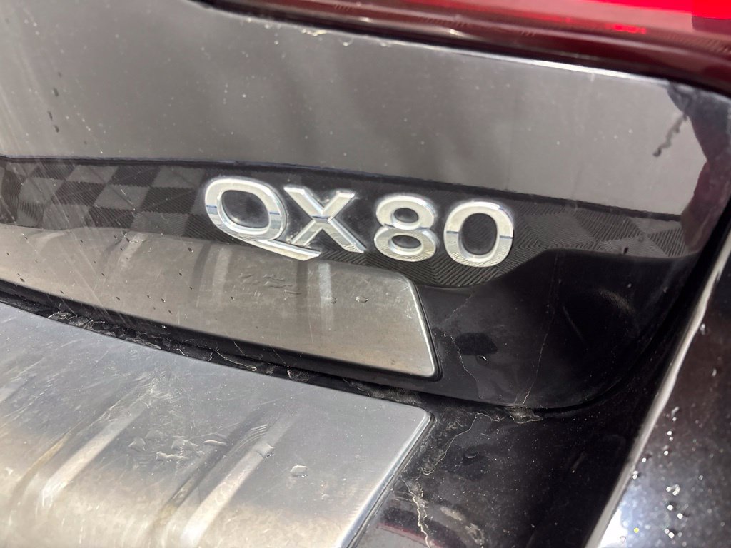Used 2018 INFINITI QX80 2WD w/ Driver Assistance Package image 4