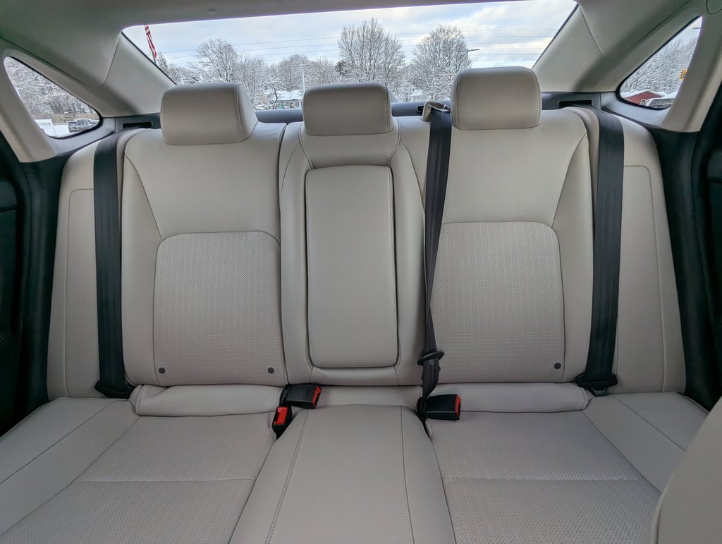 Used 2024 Honda Civic Touring image 19